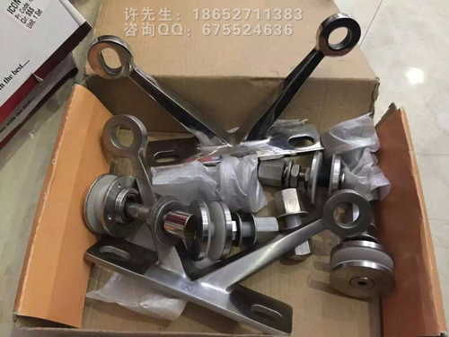 驳接爪90°